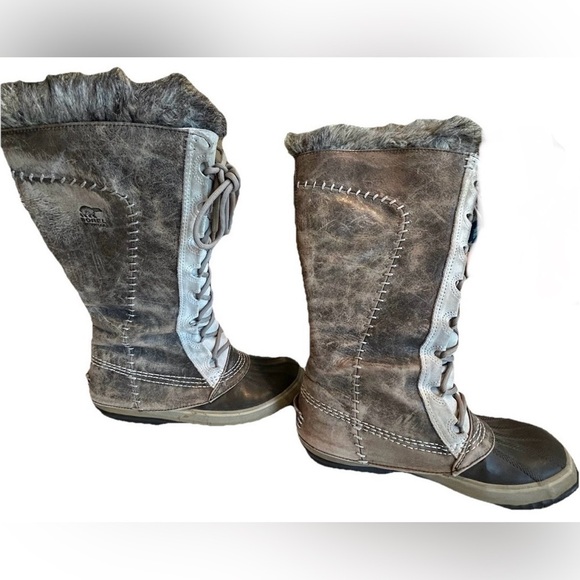 Sorel Cate The Great Grey Boots Sz 8 Faux Fur Calf Height Lace Up NL1642-221 - Picture 1 of 10